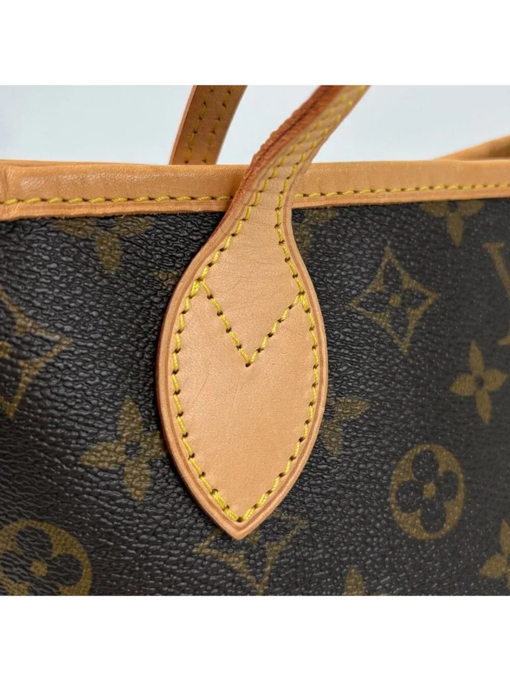 Louis Vuitton Neverfull PM Tote Monogram Brown